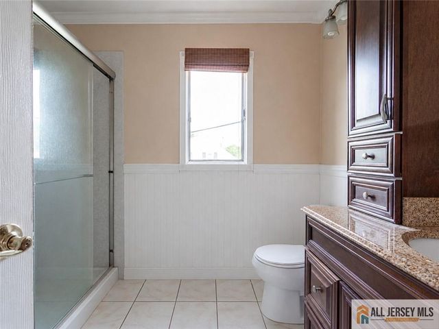 16 W Susan Street, Hazlet, NJ 07730