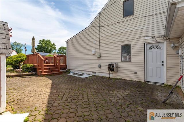 16 W Susan Street, Hazlet, NJ 07730