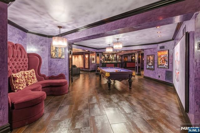 27 Roberts Road, Englewood Cliffs, NJ 07632