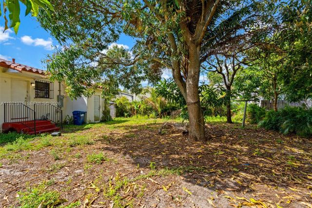 9201 NW 33rd Ave Road, Miami, FL 33147