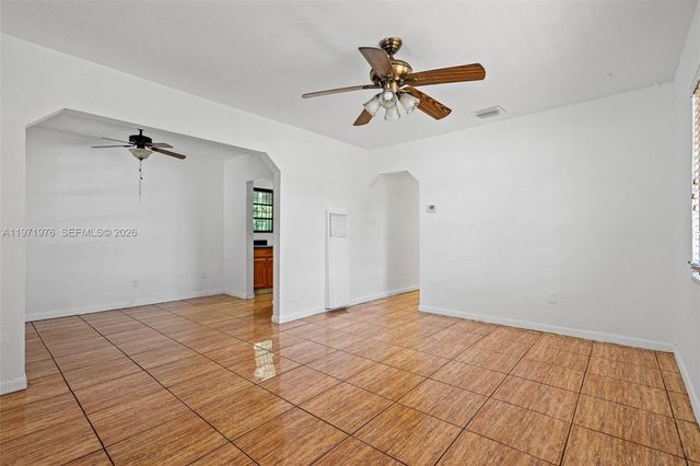 9201 NW 33rd Ave Road, Miami, FL 33147