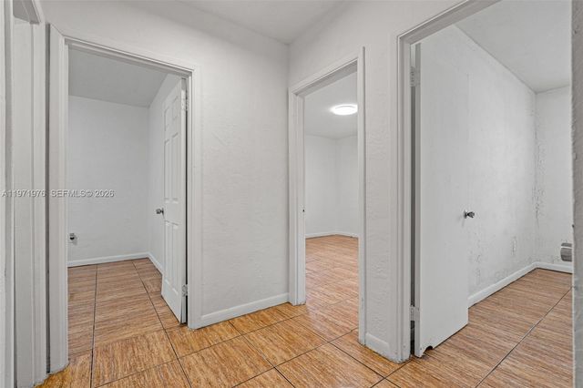 9201 NW 33rd Ave Road, Miami, FL 33147