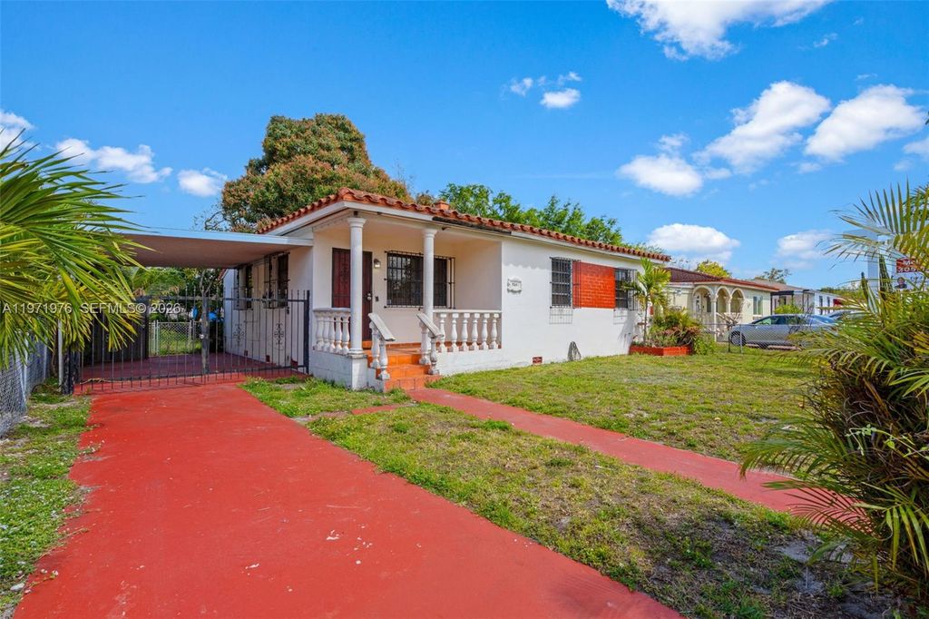 9201 NW 33rd Ave Road, Miami, FL 33147
