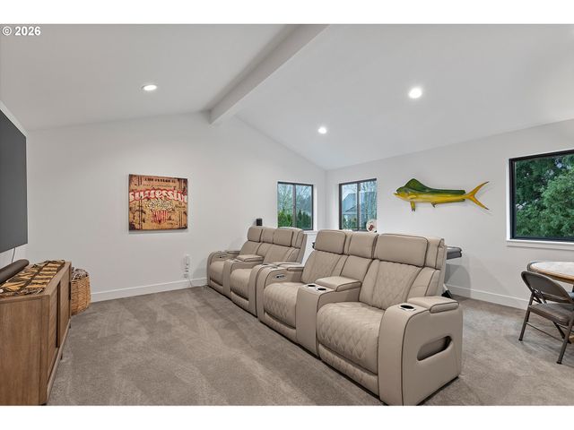 19245 Sw HEIGHTSVIEW Dr, Beaverton, OR 97007