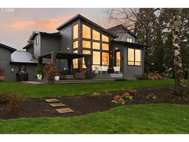 19245 Sw HEIGHTSVIEW Dr, Beaverton, OR 97007