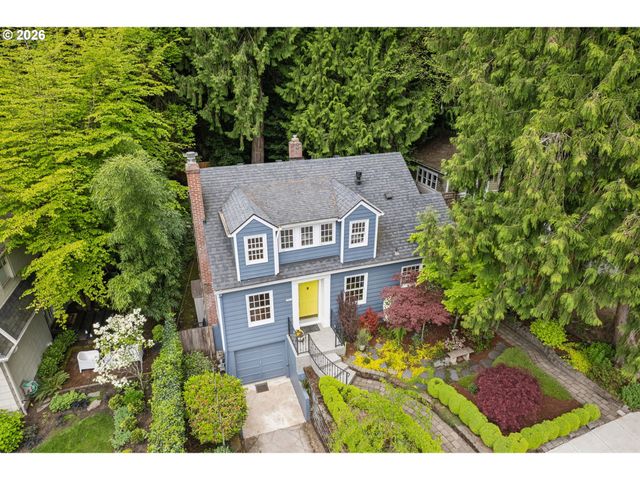 2625 Sw BRAE MAR Ct, Portland, OR 97201