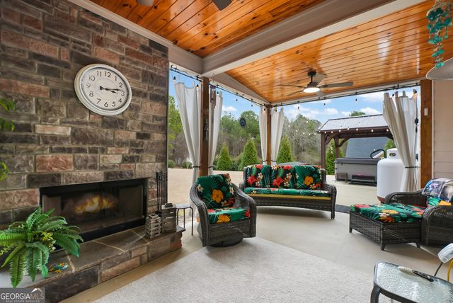 933 Ashley Glen Drive, Williamson, GA 30292