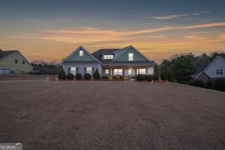 933 Ashley Glen Drive, Williamson, GA 30292