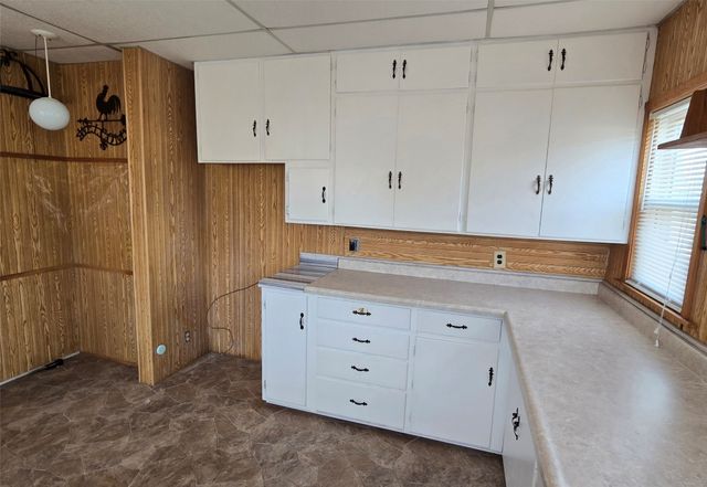 205 E Market Street, Laurel, IA 50141