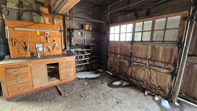 205 E Market Street, Laurel, IA 50141