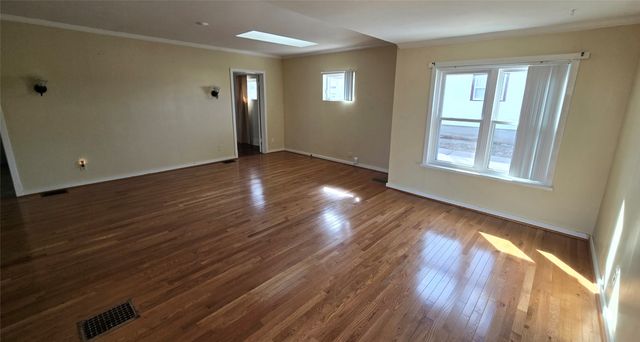 205 E Market Street, Laurel, IA 50141