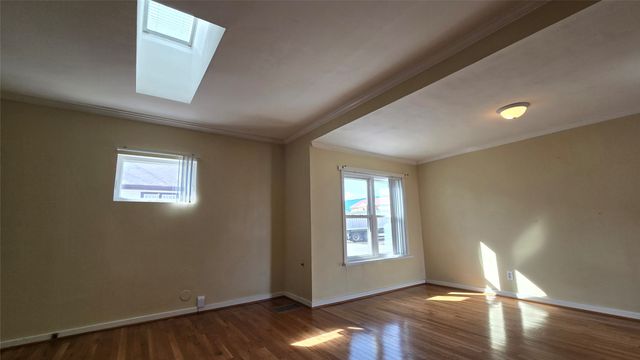 205 E Market Street, Laurel, IA 50141