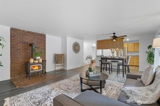 1210 NW Huckle Drive, Bremerton, WA 98311