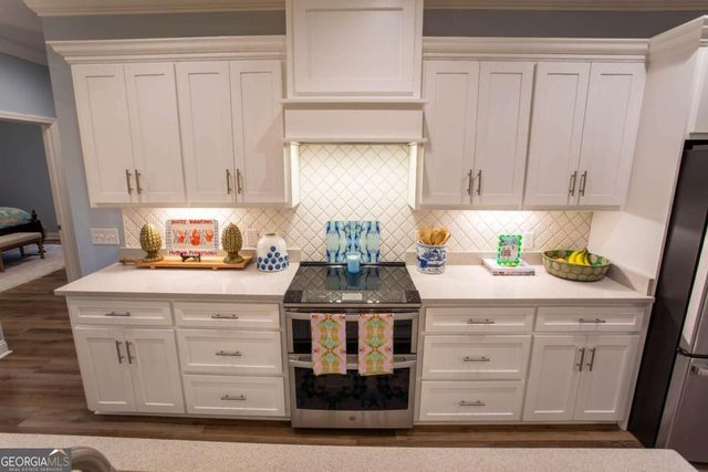 128 Magnolia Drive, Baxley, GA 31513