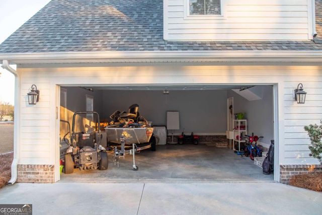 128 Magnolia Drive, Baxley, GA 31513