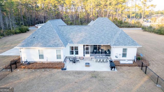 128 Magnolia Drive, Baxley, GA 31513