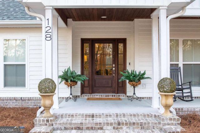 128 Magnolia Drive, Baxley, GA 31513