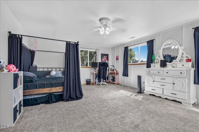 1825 Hybiscus Street, Medford, OR 97504