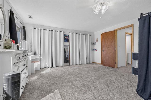 1825 Hybiscus Street, Medford, OR 97504
