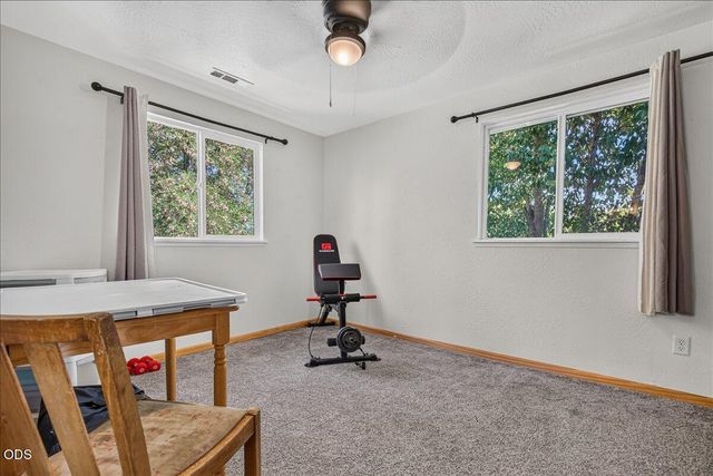1825 Hybiscus Street, Medford, OR 97504