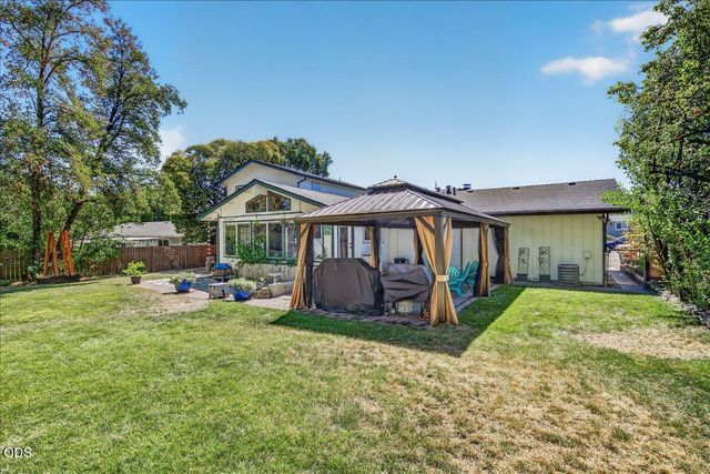 1825 Hybiscus Street, Medford, OR 97504