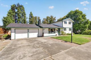 1825 Hybiscus Street, Medford, OR 97504