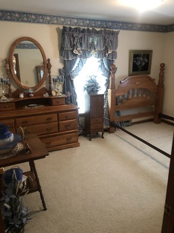 5279 Oak Grove Rd, Red Boiling Springs, TN 37150