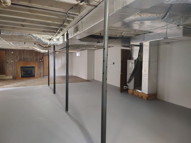 5279 Oak Grove Rd, Red Boiling Springs, TN 37150