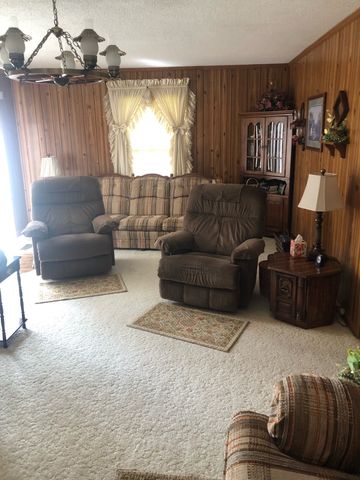 5279 Oak Grove Rd, Red Boiling Springs, TN 37150