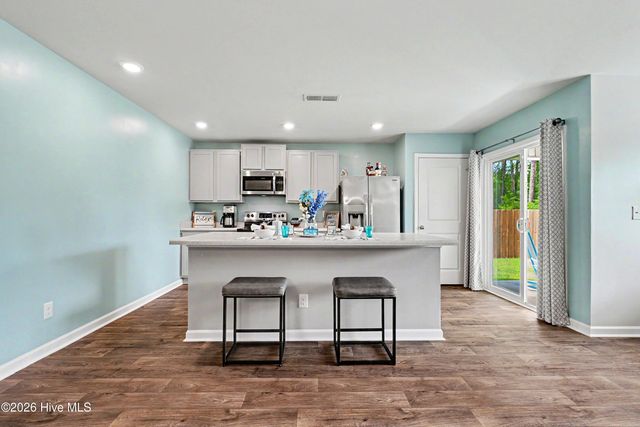 23 Staples Mill Drive NW, Supply, NC 28462