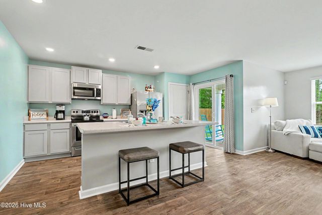 23 Staples Mill Drive NW, Supply, NC 28462