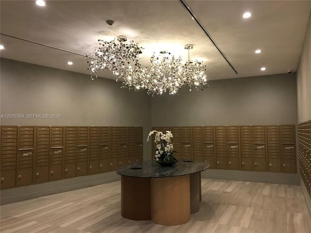 488 NE 18th St 3002, Miami, FL 33132