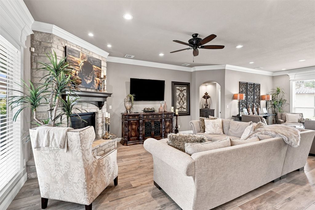 1601 Malibu Bay Court, Granbury, TX 76048 — photo 4