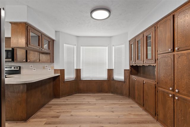 301 E 6th Street, Krum, TX 76249