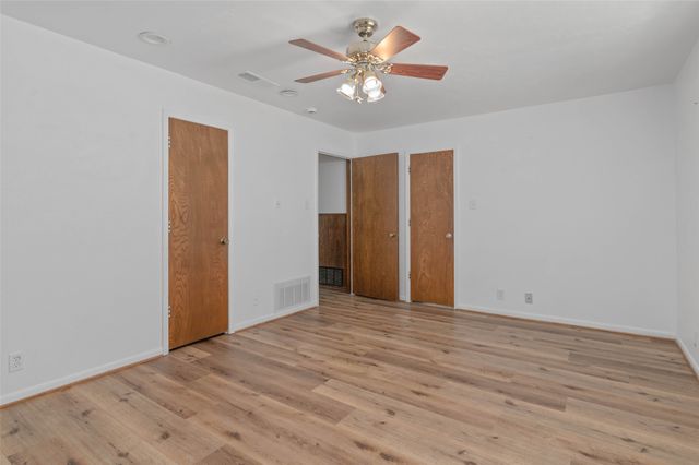 301 E 6th Street, Krum, TX 76249