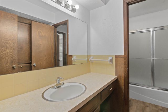301 E 6th Street, Krum, TX 76249