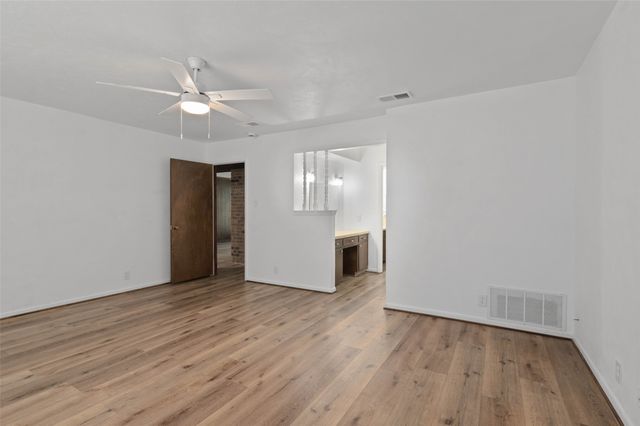 301 E 6th Street, Krum, TX 76249