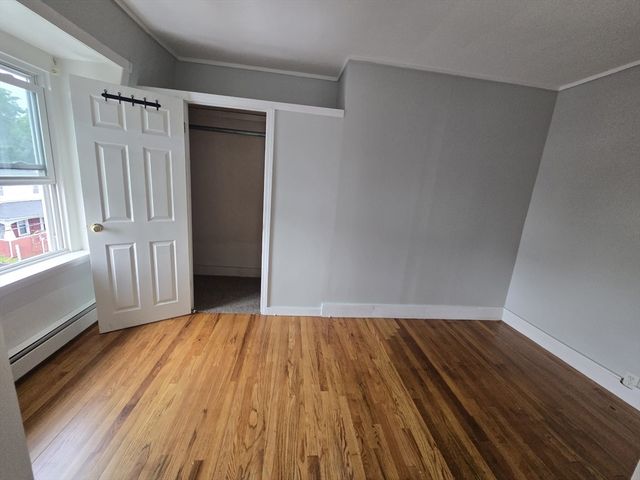 67 Farnham St 3, Lawrence, MA 01843