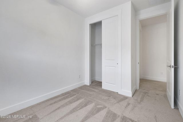 8 N BEACH Way, Jacksonville Beach, FL 32250