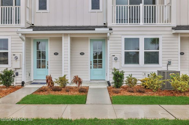 8 N BEACH Way, Jacksonville Beach, FL 32250