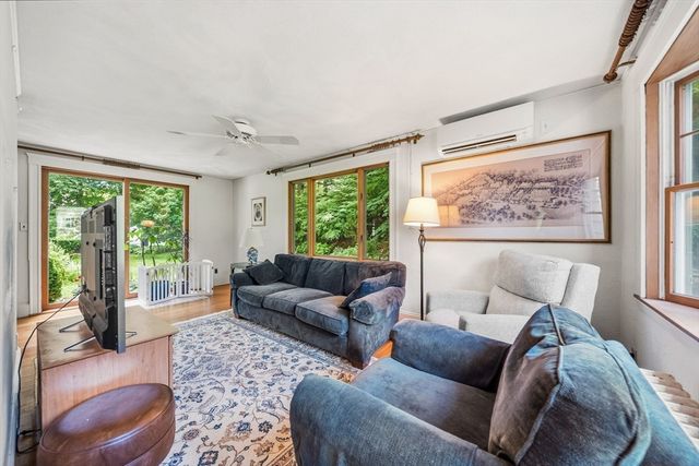 200 Harvard Cir, Newton, MA 02460
