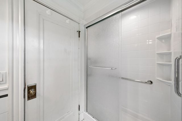 200 Harvard Cir, Newton, MA 02460