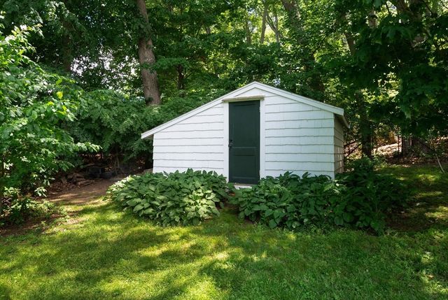 200 Harvard Cir, Newton, MA 02460