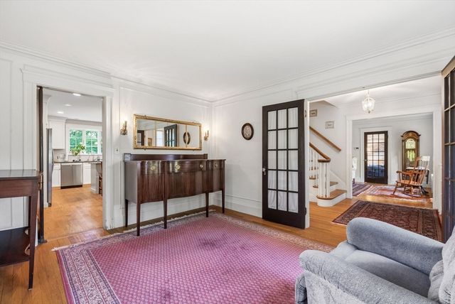 200 Harvard Cir, Newton, MA 02460