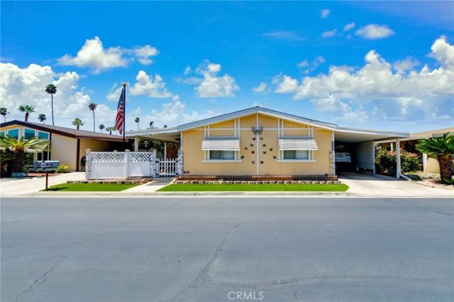 13381 Magnolia 108, Corona, CA 92879
