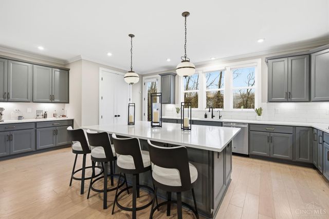 102 Blossom View Drive, Loveland, OH 45140