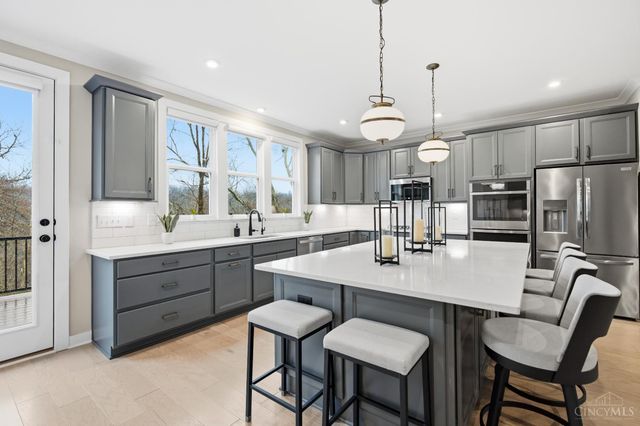 102 Blossom View Drive, Loveland, OH 45140