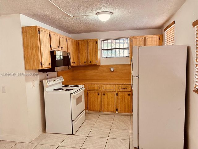 1445 NW 16th Ave 1447, Miami, FL 33125