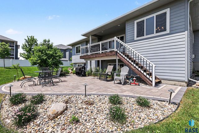 8009 W Yale St Street, Sioux Falls, SD 57106