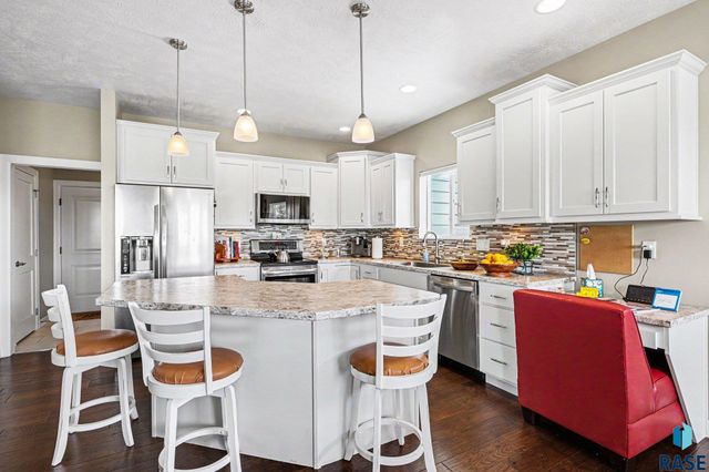 8009 W Yale St Street, Sioux Falls, SD 57106